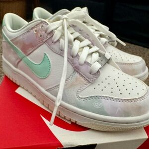Nike Dunk Low GS Pastel Paisley (GS) 6Y / Women’s 7.5